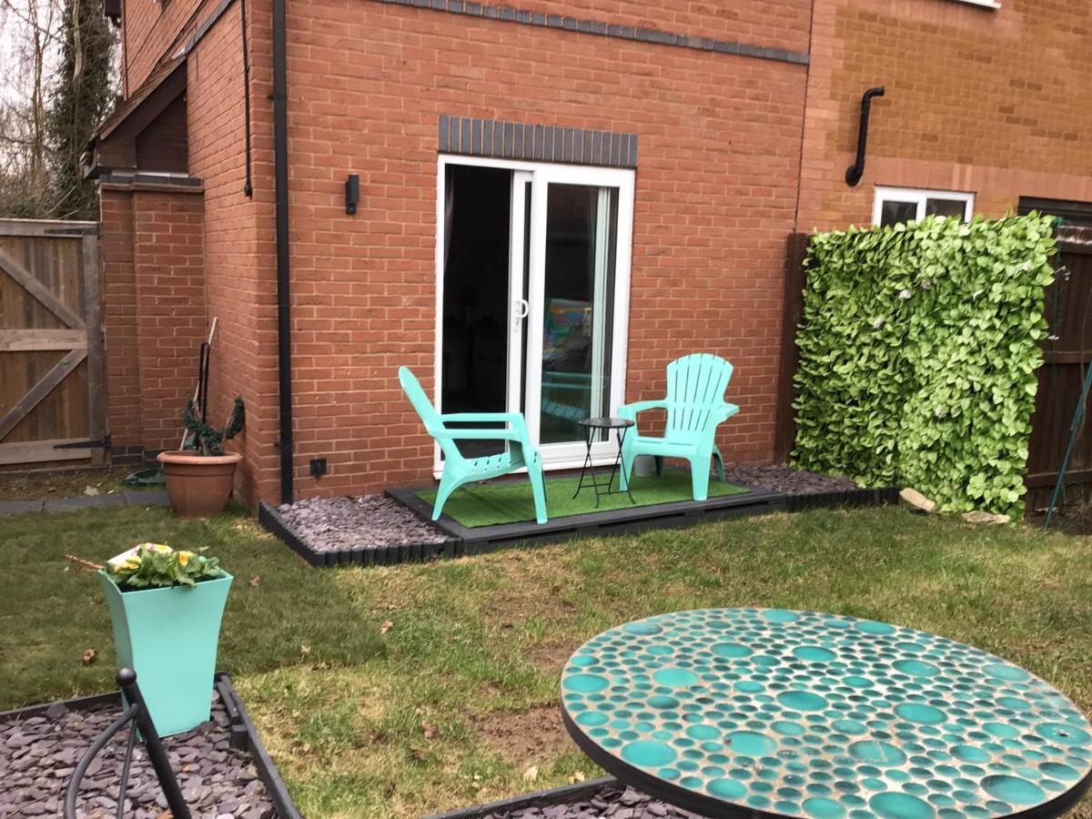 Worcester Fabulous Cherry Tree Mews Self Check In Dogs Welcome By Prior Arrangement , 2 Double Bedrooms ,Super Fast Wi-Fi, With Free Off Road Parking For 2 Vehicles Near Royal Hospital And Woodland Walks ภายนอก รูปภาพ