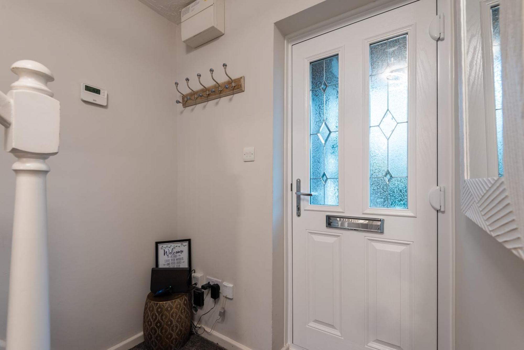 Worcester Fabulous Cherry Tree Mews Self Check In Dogs Welcome By Prior Arrangement , 2 Double Bedrooms ,Super Fast Wi-Fi, With Free Off Road Parking For 2 Vehicles Near Royal Hospital And Woodland Walks ภายนอก รูปภาพ