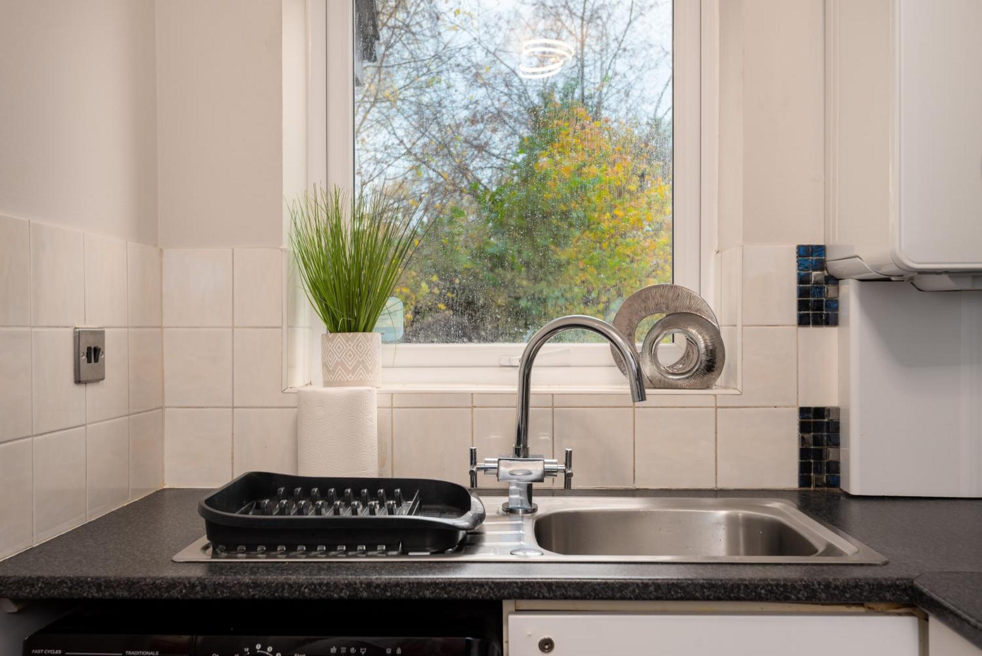 Worcester Fabulous Cherry Tree Mews Self Check In Dogs Welcome By Prior Arrangement , 2 Double Bedrooms ,Super Fast Wi-Fi, With Free Off Road Parking For 2 Vehicles Near Royal Hospital And Woodland Walks ภายนอก รูปภาพ