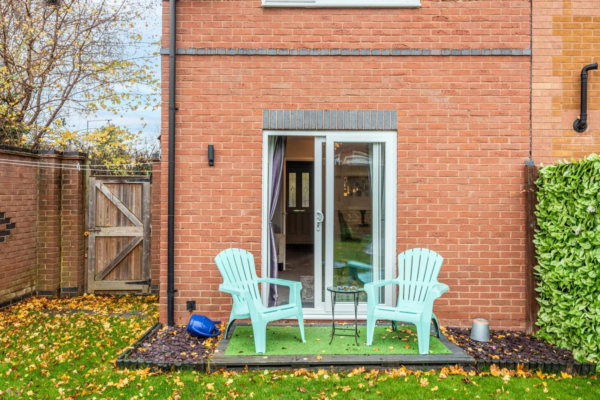 Worcester Fabulous Cherry Tree Mews Self Check In Dogs Welcome By Prior Arrangement , 2 Double Bedrooms ,Super Fast Wi-Fi, With Free Off Road Parking For 2 Vehicles Near Royal Hospital And Woodland Walks ภายนอก รูปภาพ