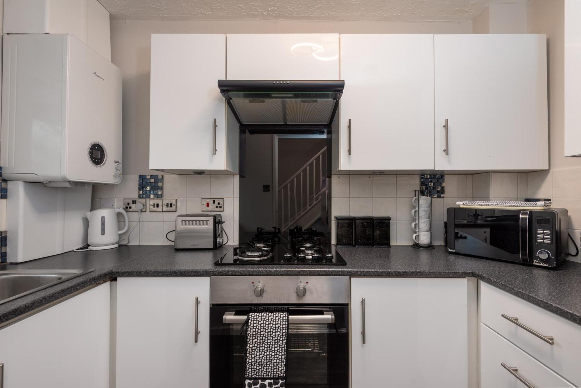 Worcester Fabulous Cherry Tree Mews Self Check In Dogs Welcome By Prior Arrangement , 2 Double Bedrooms ,Super Fast Wi-Fi, With Free Off Road Parking For 2 Vehicles Near Royal Hospital And Woodland Walks ภายนอก รูปภาพ