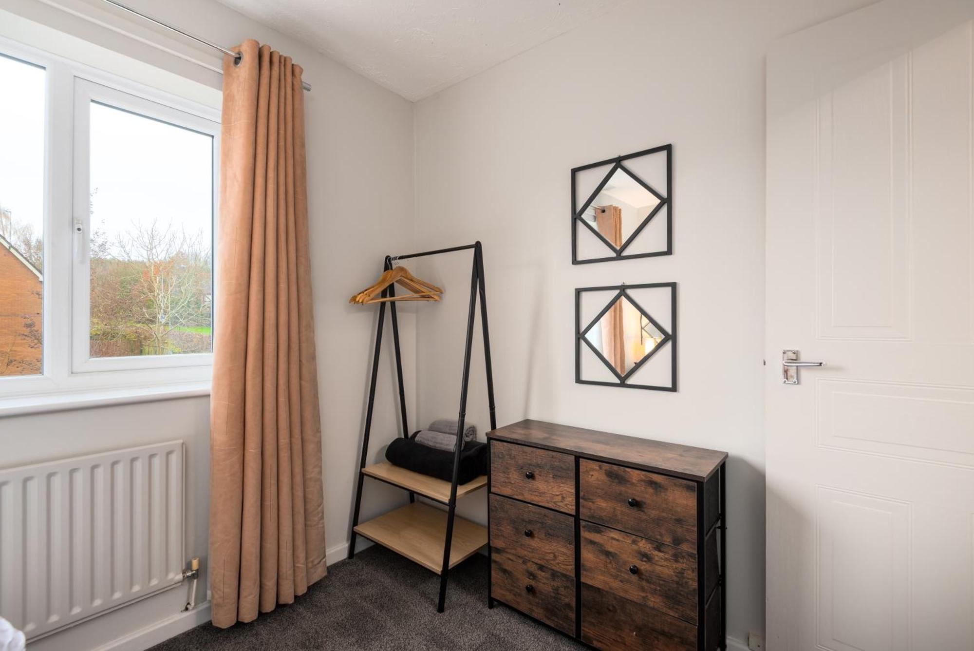 Worcester Fabulous Cherry Tree Mews Self Check In Dogs Welcome By Prior Arrangement , 2 Double Bedrooms ,Super Fast Wi-Fi, With Free Off Road Parking For 2 Vehicles Near Royal Hospital And Woodland Walks ภายนอก รูปภาพ