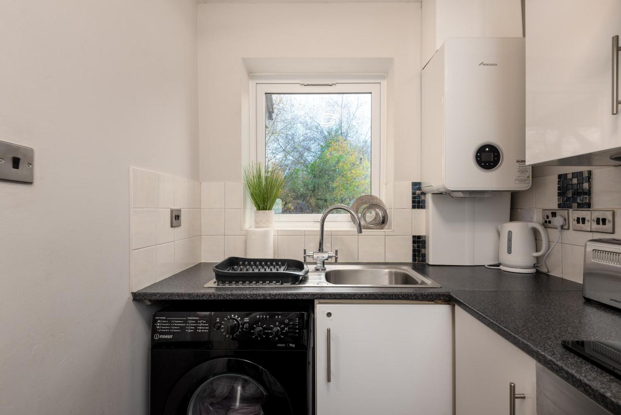 Worcester Fabulous Cherry Tree Mews Self Check In Dogs Welcome By Prior Arrangement , 2 Double Bedrooms ,Super Fast Wi-Fi, With Free Off Road Parking For 2 Vehicles Near Royal Hospital And Woodland Walks ภายนอก รูปภาพ