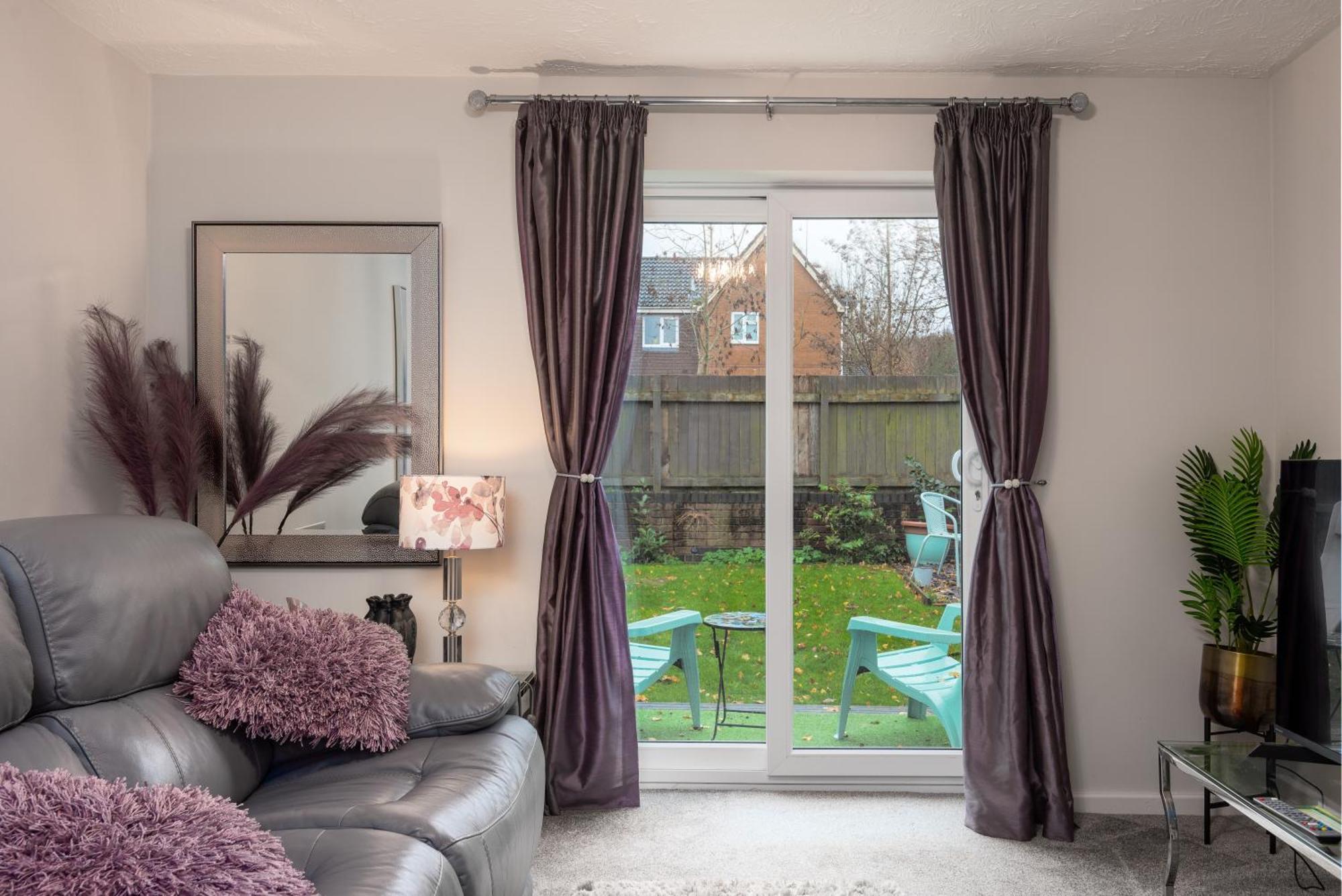 Worcester Fabulous Cherry Tree Mews Self Check In Dogs Welcome By Prior Arrangement , 2 Double Bedrooms ,Super Fast Wi-Fi, With Free Off Road Parking For 2 Vehicles Near Royal Hospital And Woodland Walks ภายนอก รูปภาพ