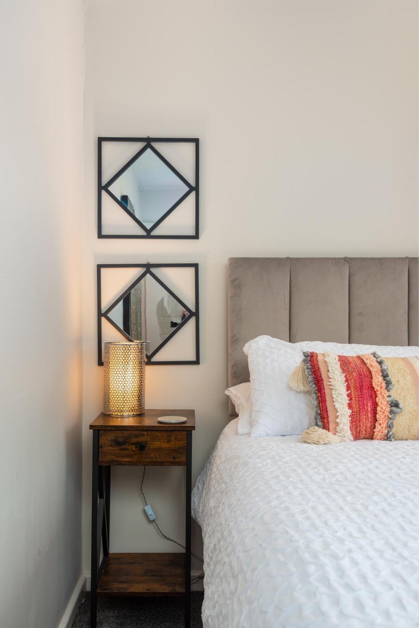 Worcester Fabulous Cherry Tree Mews Self Check In Dogs Welcome By Prior Arrangement , 2 Double Bedrooms ,Super Fast Wi-Fi, With Free Off Road Parking For 2 Vehicles Near Royal Hospital And Woodland Walks ภายนอก รูปภาพ
