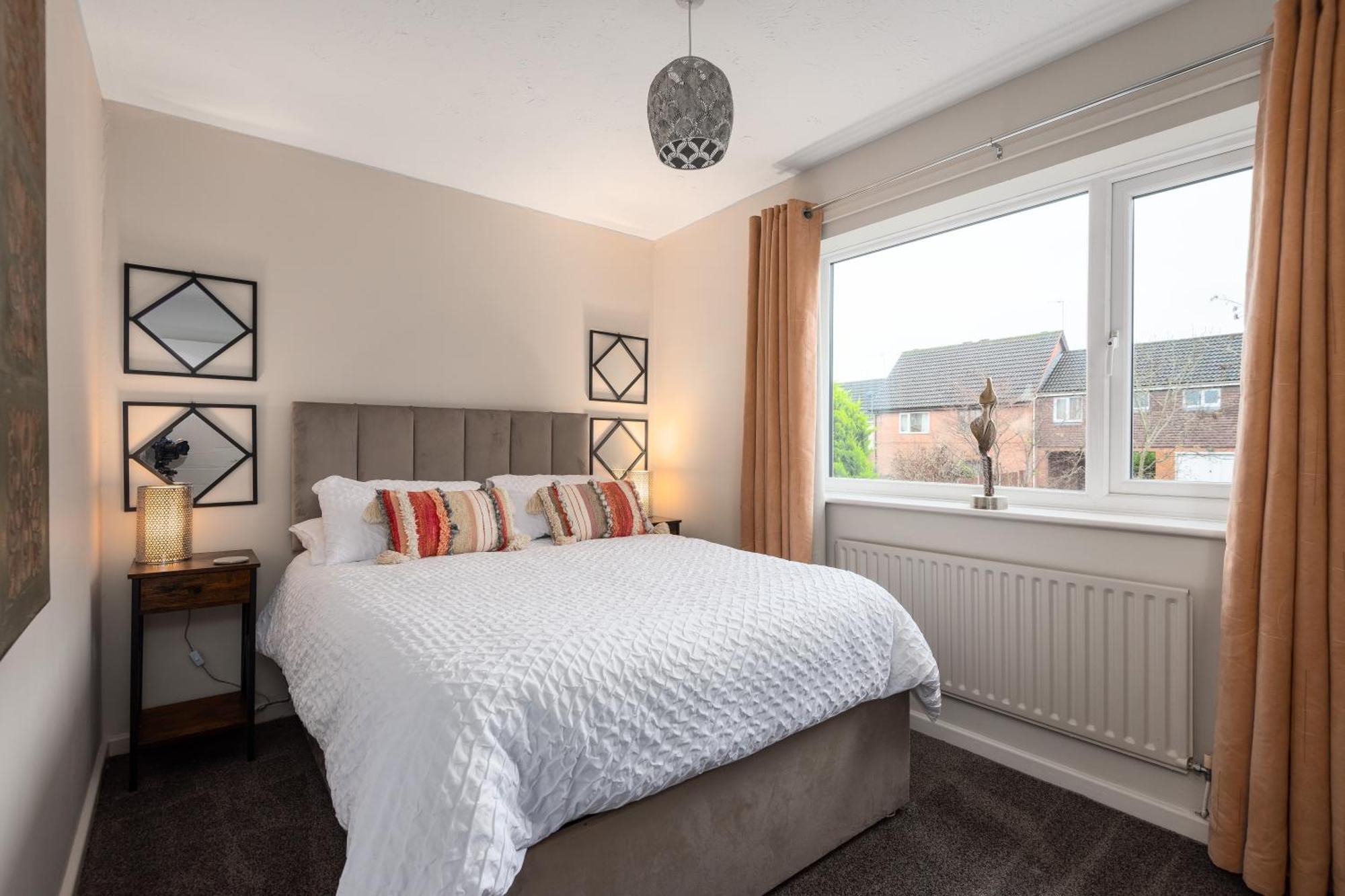 Worcester Fabulous Cherry Tree Mews Self Check In Dogs Welcome By Prior Arrangement , 2 Double Bedrooms ,Super Fast Wi-Fi, With Free Off Road Parking For 2 Vehicles Near Royal Hospital And Woodland Walks ภายนอก รูปภาพ